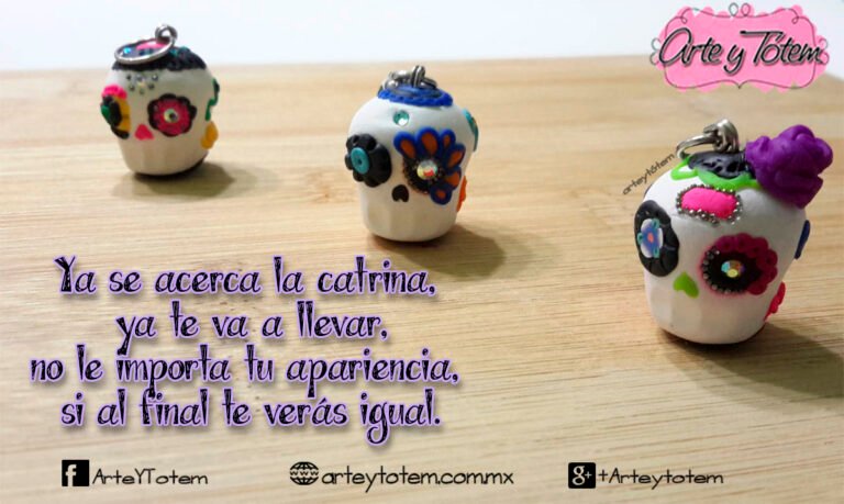 Calaveritas de azúcar hechas con arcilla polimérica en 2003 por OH! ROSIE